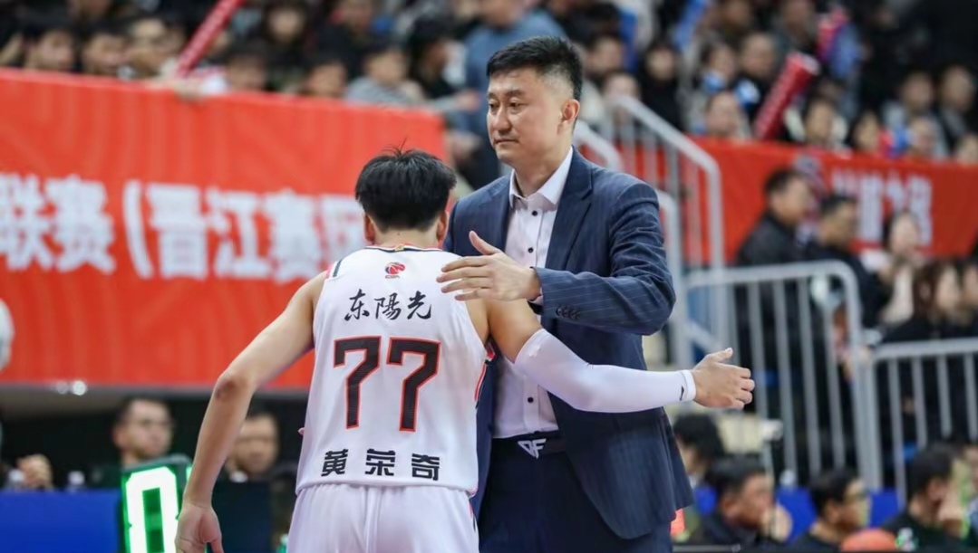 开云体育-东契奇迎来七赛季出色发挥，MAD观众热烈欢呼！