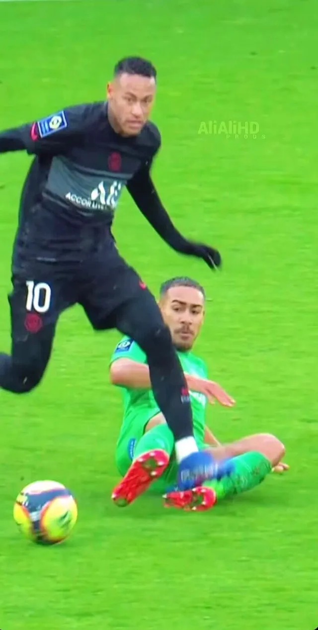 Kaiyun-关于TL不断突破！，内马尔连续十场比赛得分超过最后时刻胜出比赛高潮迭起的信息